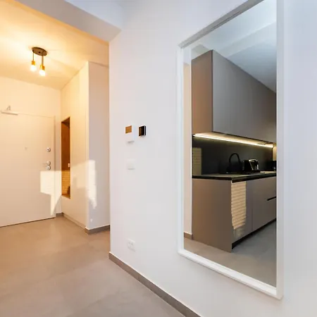 アパート Solace Horizon *