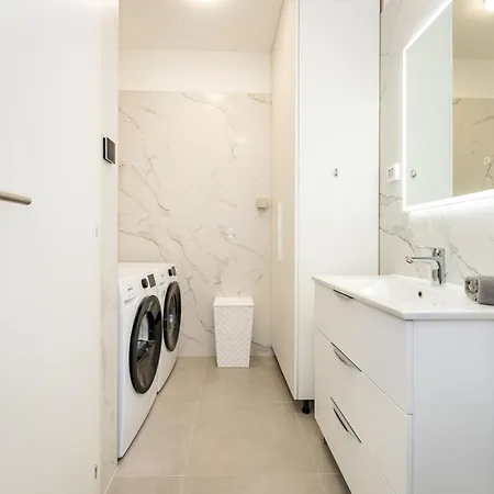 Solace Horizon アパート